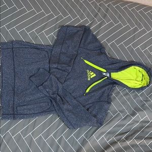 Men’s pullover hoodie